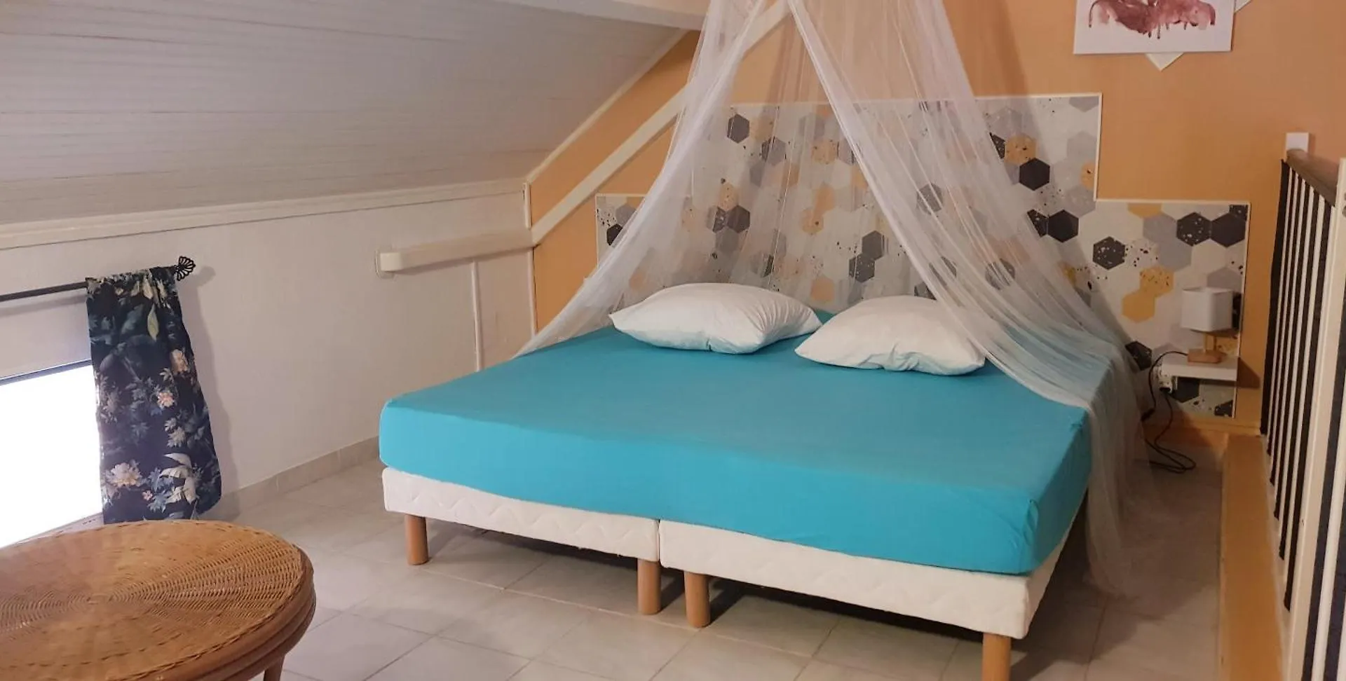 아파트 T2 Duplex Climatise Avec Piscine - Plage Anse A L'Ane 레트루아질레