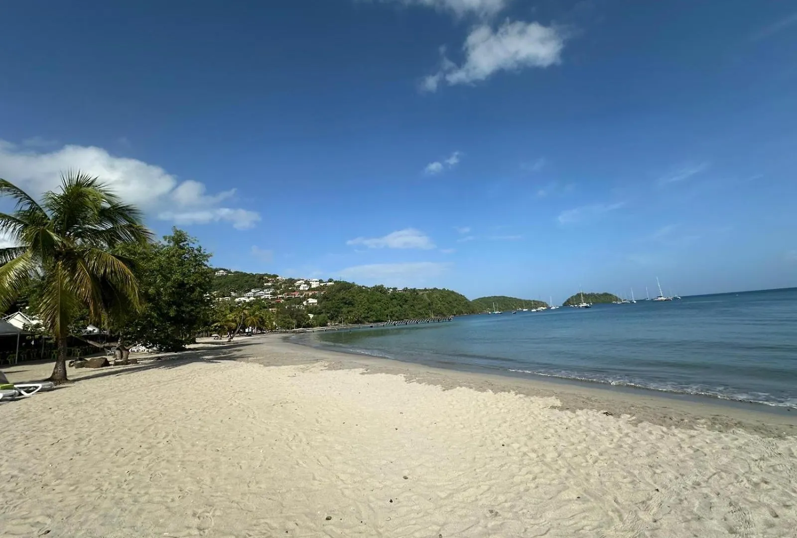아파트 T2 Duplex Climatise Avec Piscine - Plage Anse A L'Ane 레트루아질레